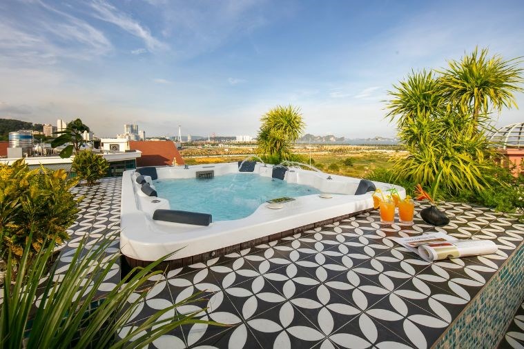 Khách sạn The Secret Hạ Long